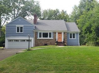 60 Ridgewood Ave, Glen Ridge, NJ 07028