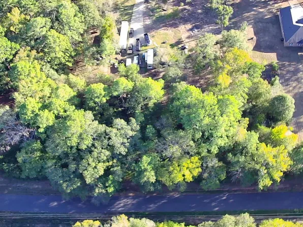 166 Baker Dr, Kilgore, TX 75662