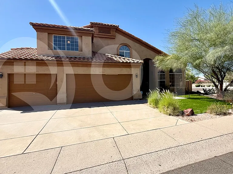9405 E Presidio Rd — Photo 3