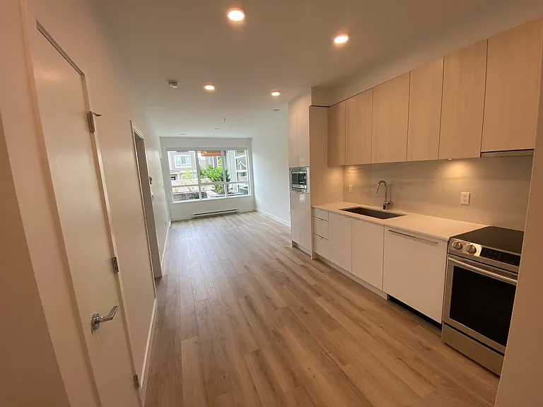 1892 Starling Dr #112 — Photo 7