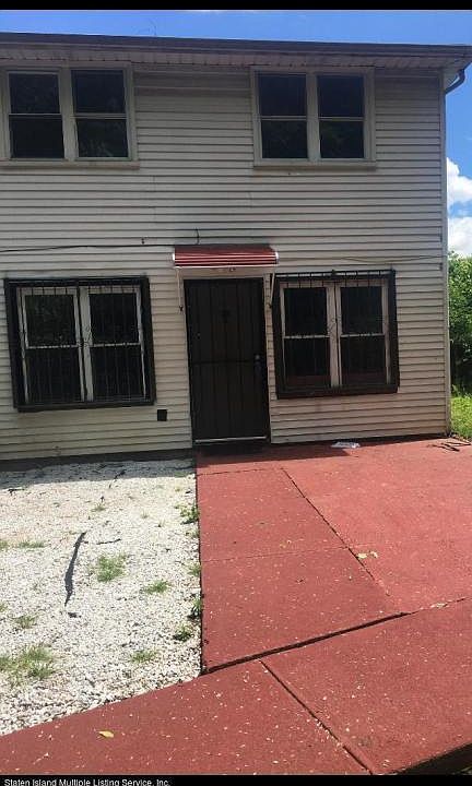 1st image of 30A Thelma Ct
