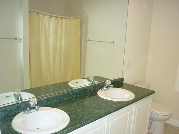 3rd image of 148 Sterling Pl