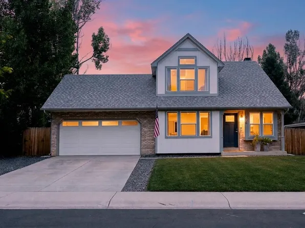 806 Butte Pass Dr, Fort Collins, CO 80526