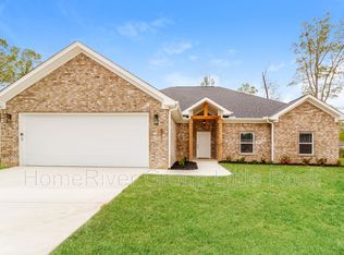 4560 Western Woods Dr, Benton, AR 72015