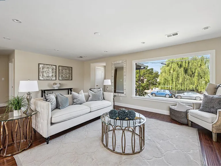 virtual staging photo