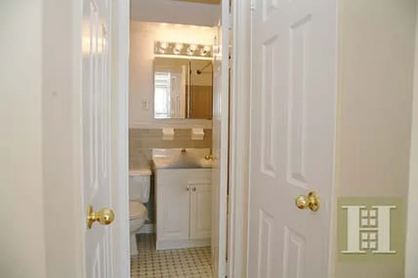 Rented by Halstead Real Estate | media 7