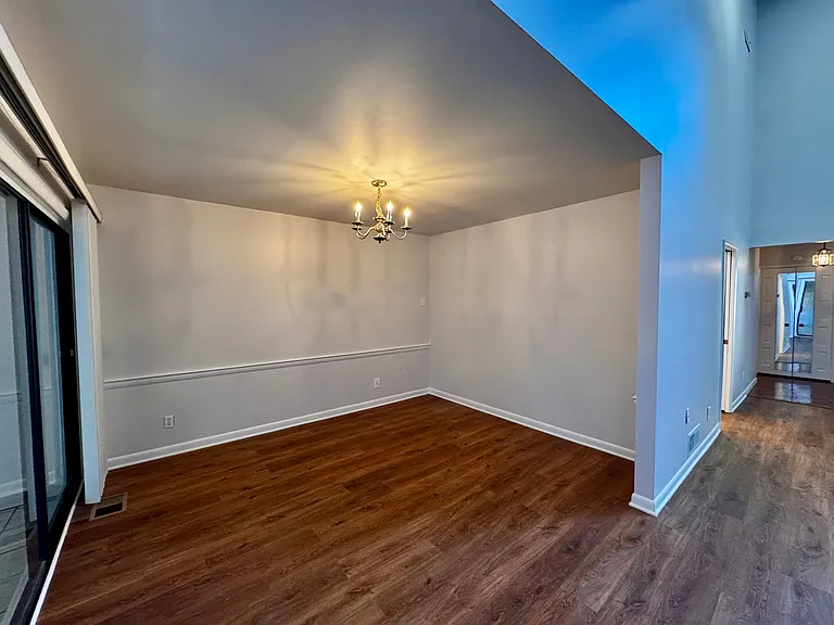 208 Lamplighter Cir — Photo 26