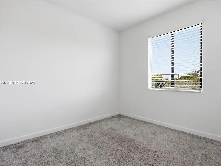 20714 NE 5th Ct #220714 — Photo 23