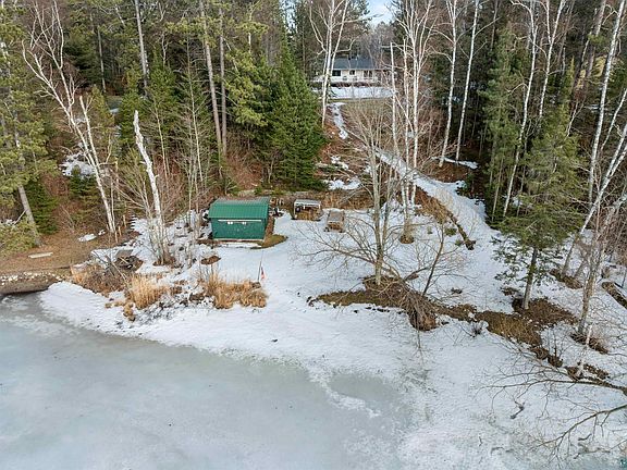 3rd image of 3975 Long Lake Shores Rd