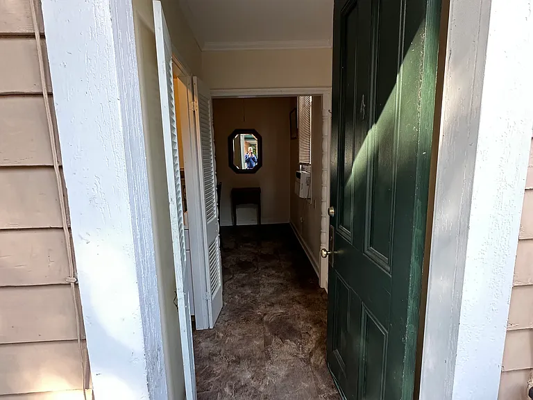 821 Barracks St #4 — Photo 2
