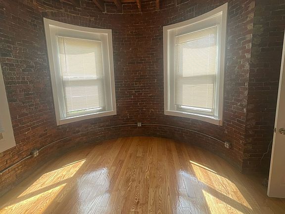 879 Beacon St. #11 Boston - Fenway Shared Unit Photo 6