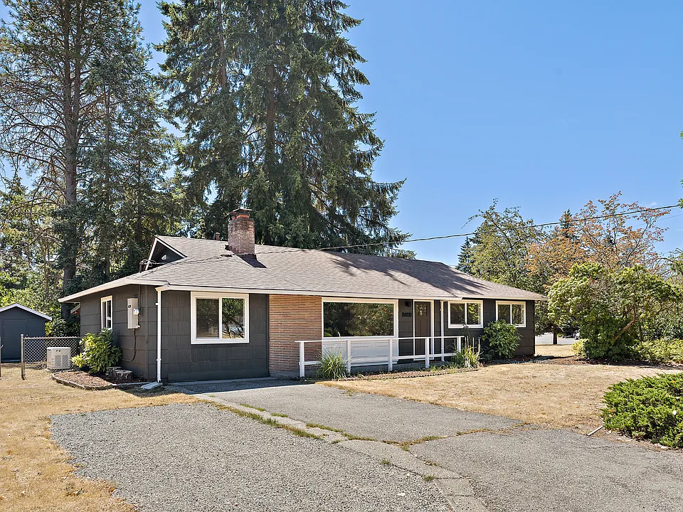 8408 Dalton Dr SW
