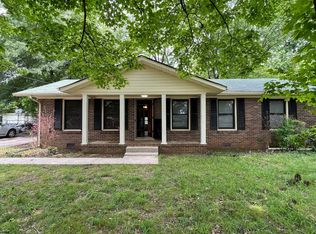 911 Temple Ct, Murfreesboro, TN 37130