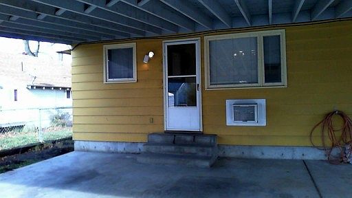 2nd image of 623 W Providence Ave