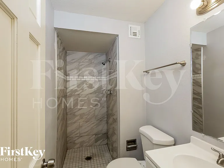 6008 S 45th Pl — Photo 11