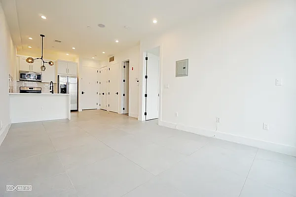 Rented by Citi Habitats | media 7