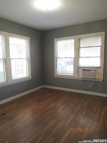 818 W Russell Pl #4 — Photo 7