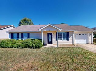 304 Country Gardens Dr, Fountain Inn, SC 29644