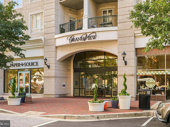 5th image of 1915 Towne Centre Blvd Unit 406
