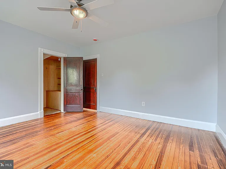 2210 Lake Ave — Photo 18