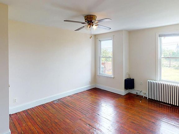 2nd image of 1103 N 41st St #3R