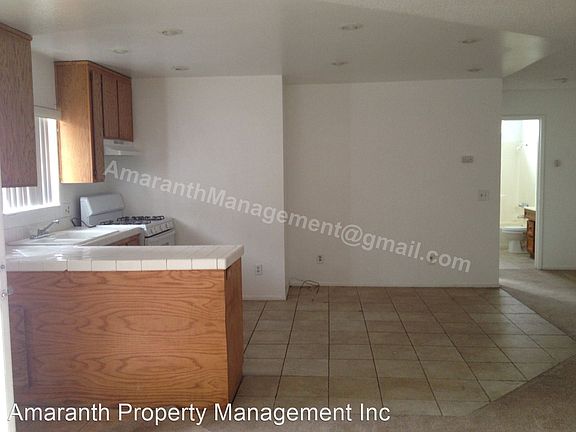 5th image of 440 N Victoria Ave APT B