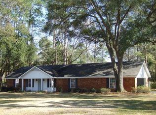 918 Bradwell St, Hinesville, GA 31313