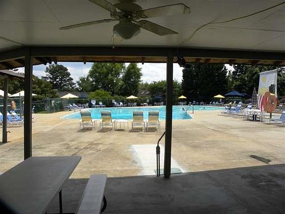 5th image of 310 Chickasaw Dr