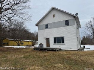 3760 W Oregon Rd, Lapeer, MI 48446