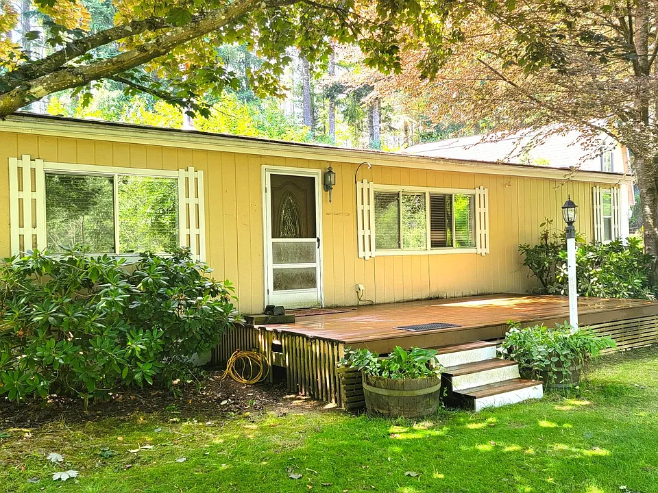 1848 SW Cozy Ln
