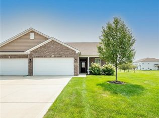 1187 Meadowlark Dr, Greenwood, IN 46143