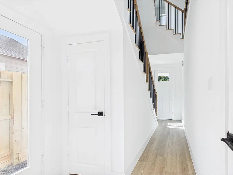 5316 Terry St — Photo 6