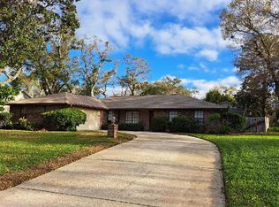 8 Windsor Dr, Ormond Beach, FL 32174