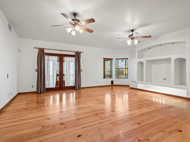 5480 W Sharpshooter Ct — Photo 37