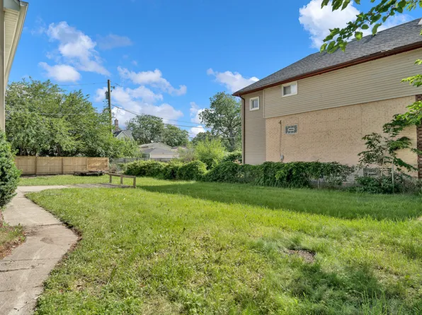430 W 98th Pl, Chicago, IL 60628