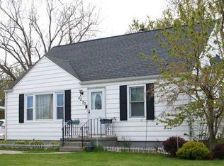 4225 Sheridan Dr, Williamsville, NY 14221