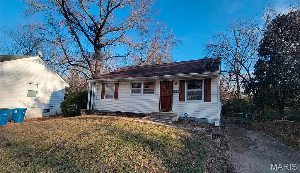 236 Estridge Rd photo 1