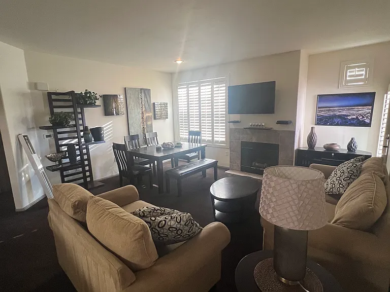8555 W Russell Rd #2001 — Photo 14