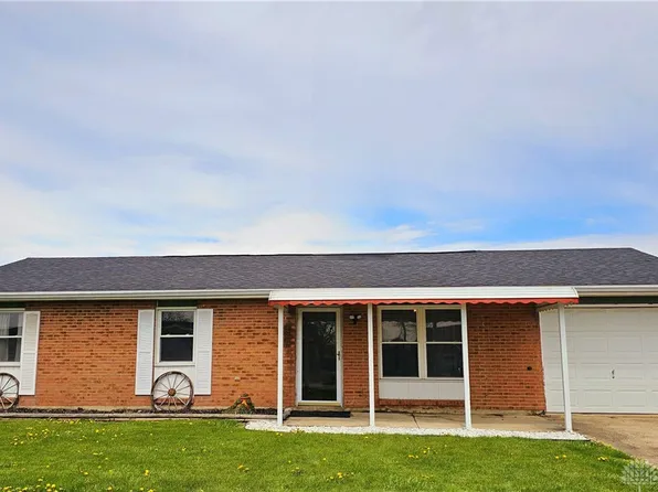 10975 Comanche Dr, Sidney, OH 45365