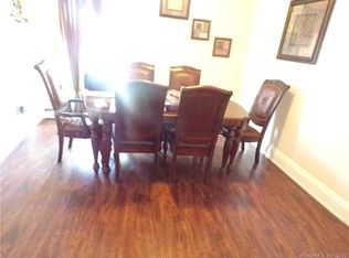 38 Seyms St, Hartford, CT 06120