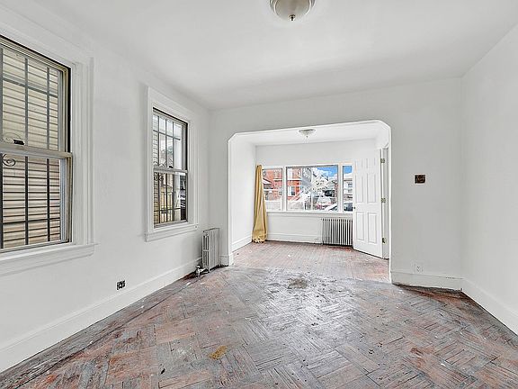 4th image of 107-45 127th St