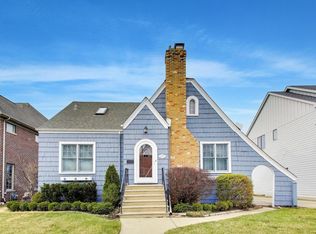 277 E Oneida Ave, Elmhurst, IL
