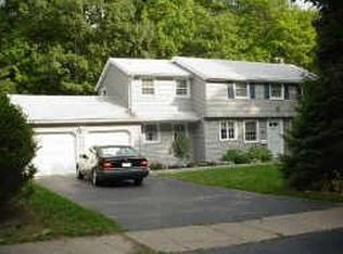 50 Shadowlawn Ct, Rochester, NY 14617