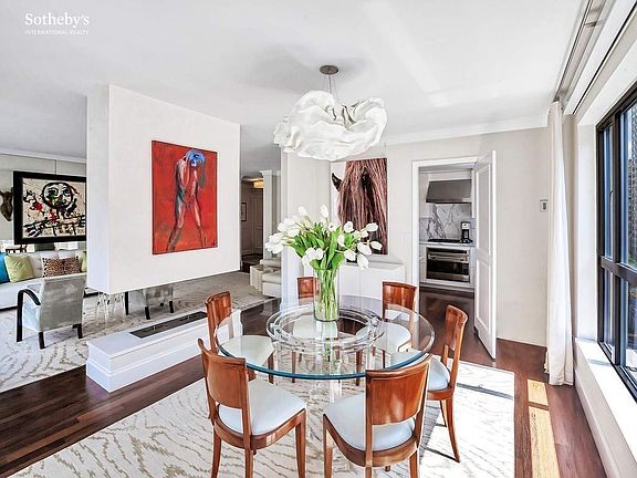 4th image of 1020 Park Ave #10C
