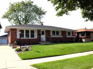 3769 S 93rd St, Milwaukee, WI 53228