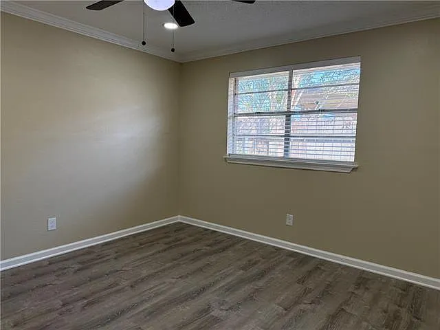 7820 Windward Ct — Photo 10