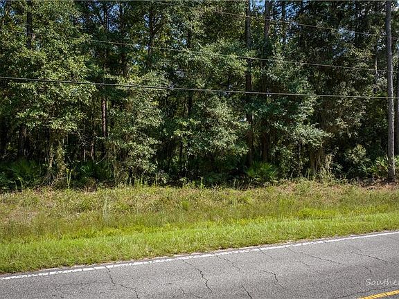 3rd image of Smith Ln NE