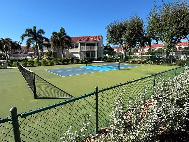 Pickleball Courts