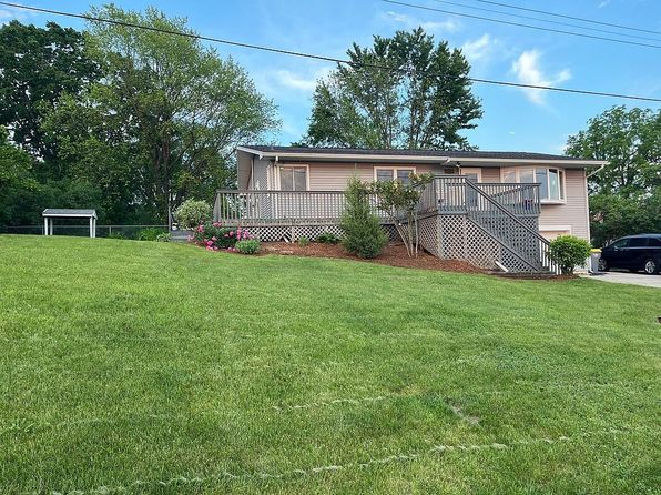 1143 Cedar Dr