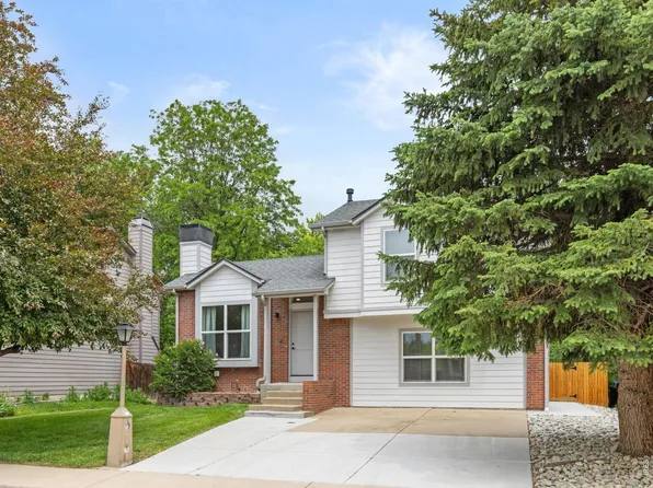712 Cameron Ln, Longmont, CO 80504
